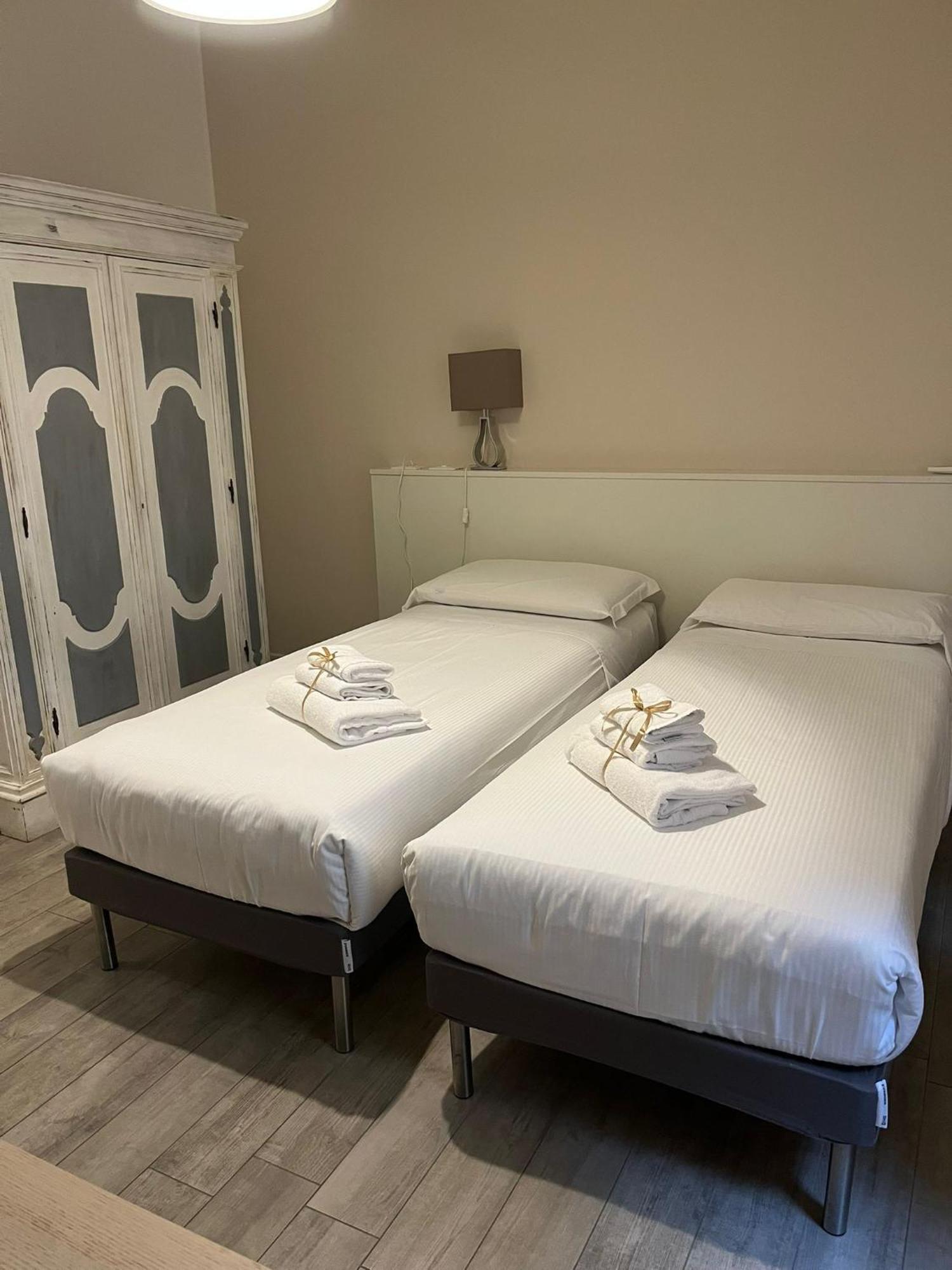 Ferienwohnung Flats4Rent La Dimora D'Orlando Verona Exterior foto